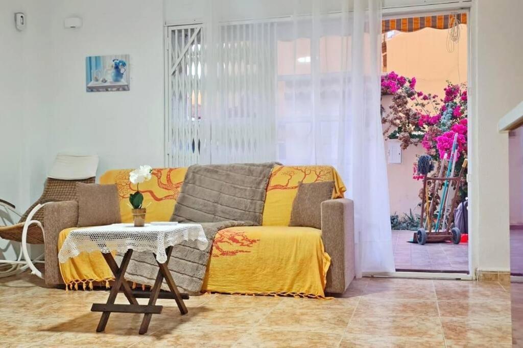 Ferienhaus Mar Azul Adosado, Patio Y Solarium Torrevieja